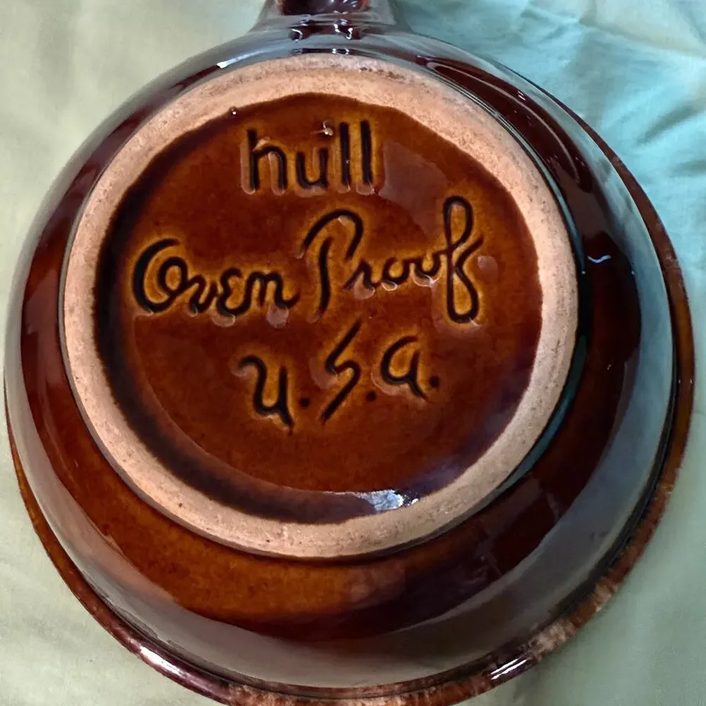 Vintage Hull USA Brown drip ware covered soup bean chili bowl 10 oz w/ handle